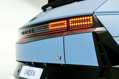 2024 Hyundai Ioniq 5N lights