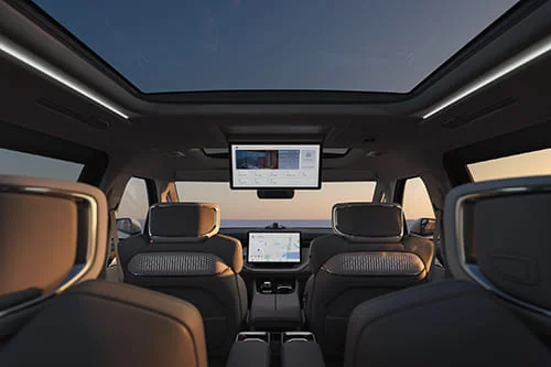 Lexus EM90 interior